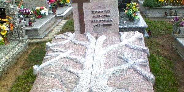 pomnik grób nagrobek z kamienia granitu